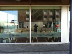 Cafetaria De Friethoek J. van Reigersbergstraat 19 Middelburg, foto Rob van Hese 2012.jpg